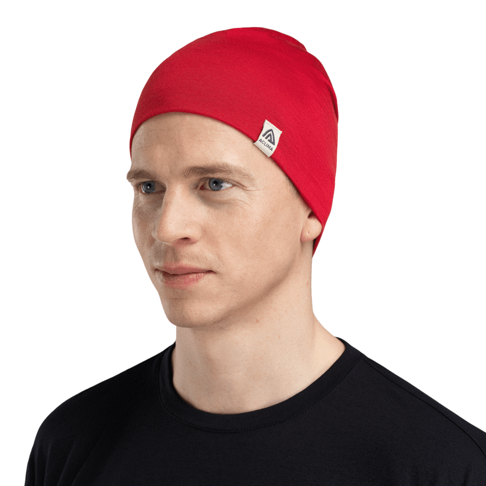 productCard.productImage: LightWool 140 Relaxed Beanie Barbados Cherry