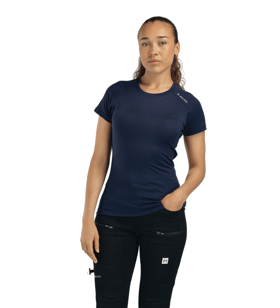 productCard.productImage: LightWool 140 Trail Tee W's Navy Blazer