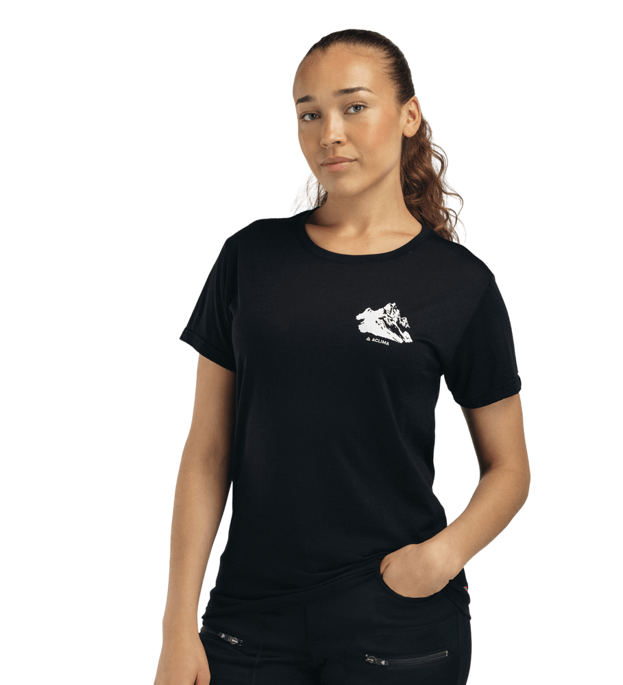 productCard.productImage: LightWool 140 Classic Tee Mountain W's Jet Black